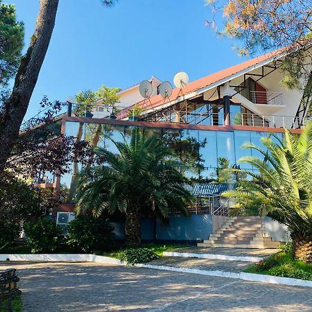 Villa Reta Hotel & Spa Grigoleti Bagian luar foto