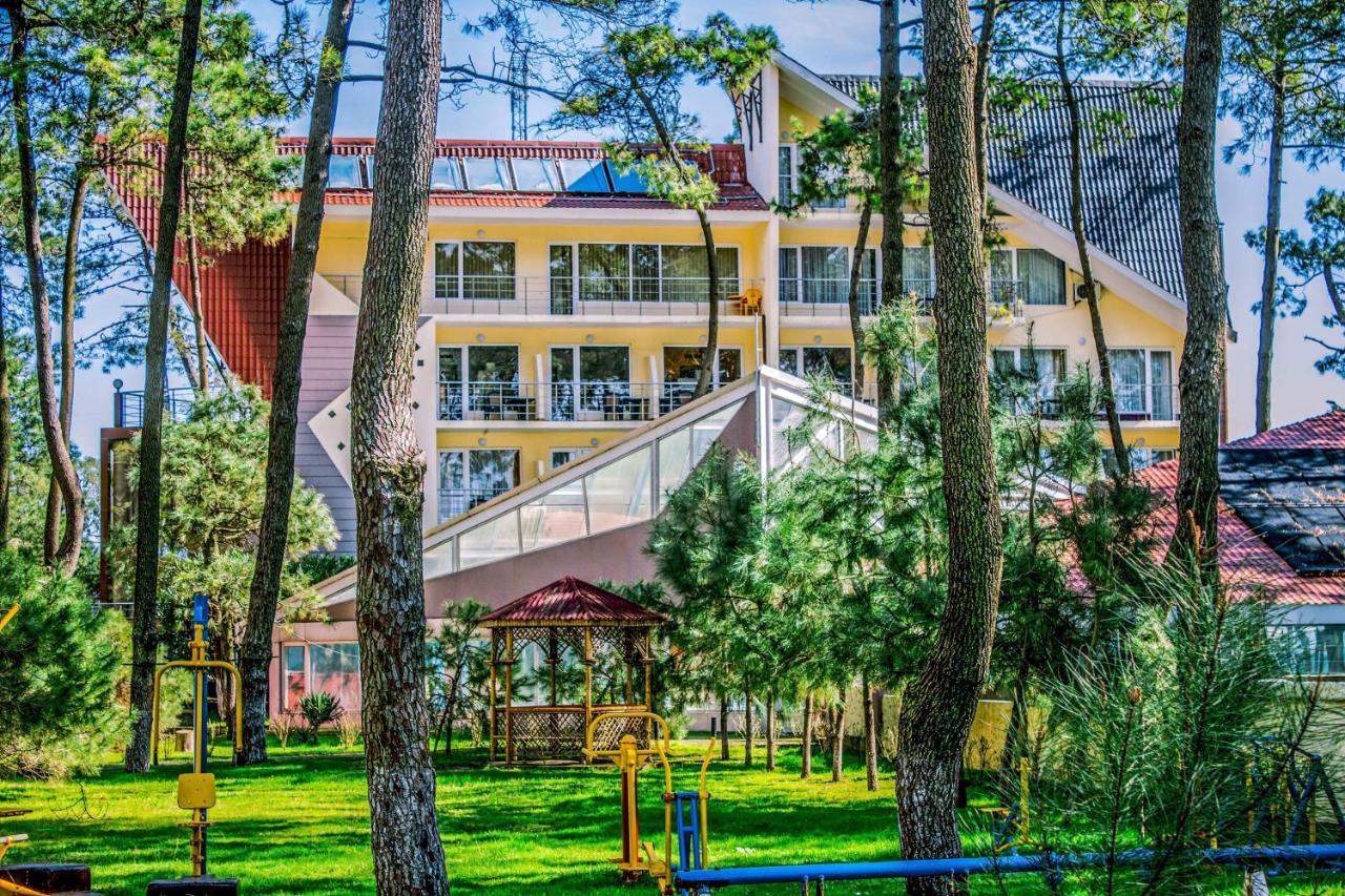 Villa Reta Hotel & Spa Grigoleti Bagian luar foto