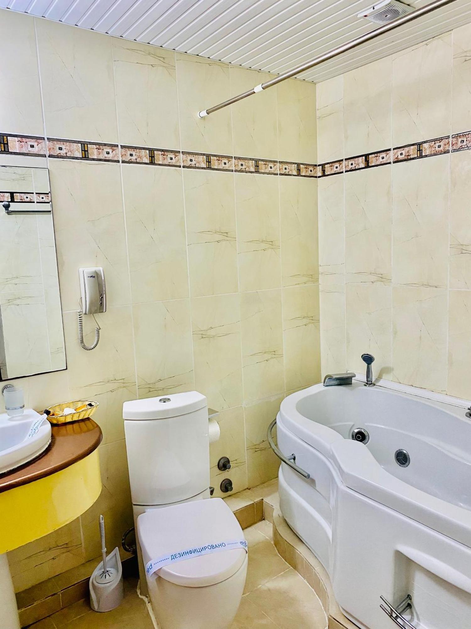 Villa Reta Hotel & Spa Grigoleti Bagian luar foto