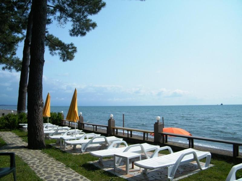 Villa Reta Hotel & Spa Grigoleti Bagian luar foto